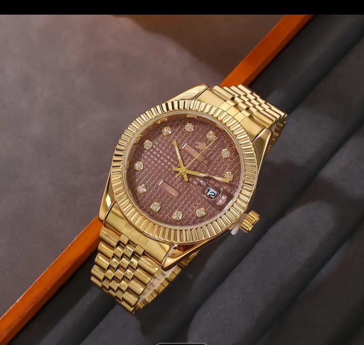 RICECGO 1pc Men's Golden Stainless Steel Strap Quartz Watch: Perfect for Business Meetings and Gift Giving