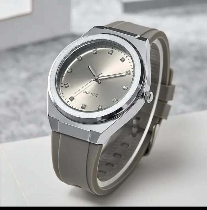 1pc Casual Fashion Quartz Watch, Silicone Band, Zinc Alloy Case, Electronic Movement, Pointer Display, Battery Powered (WD-088G)